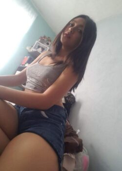 Diana compañera de la prepa es una trolita 5