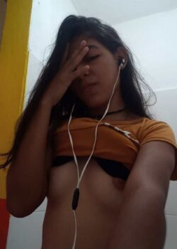 Fotos encontradas en el celular de mi hermanita putita 4